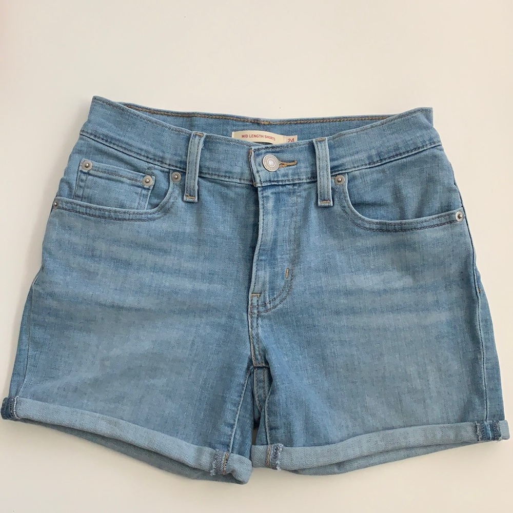 Levi’s Mid Length Shorts
